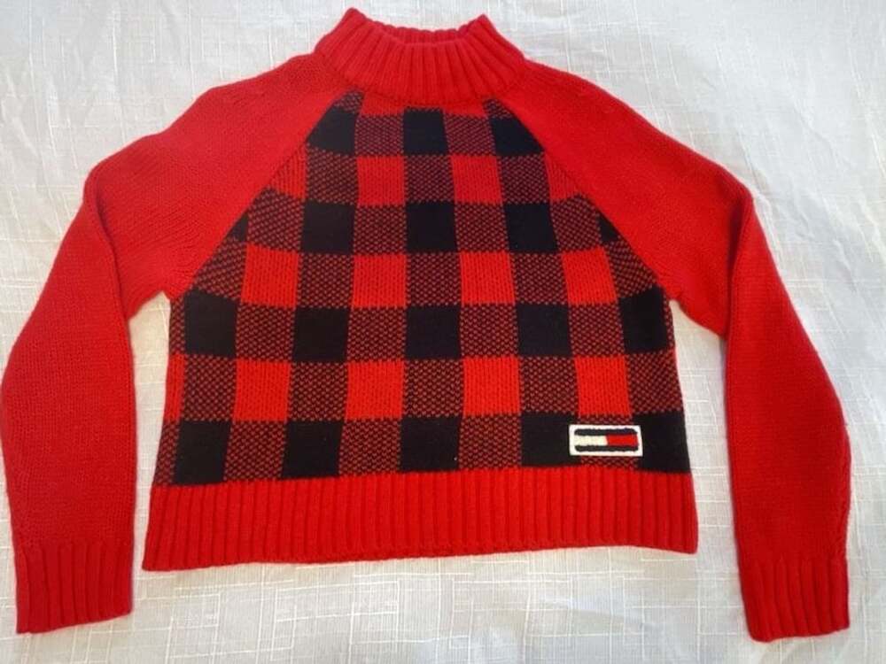Tommy Jeans Buffalo Plaid Mock Neck Sweater Size S/P Red Black Acrylic
Fall